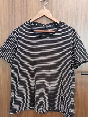 LULULEMON Striped Athletic Top SZ L